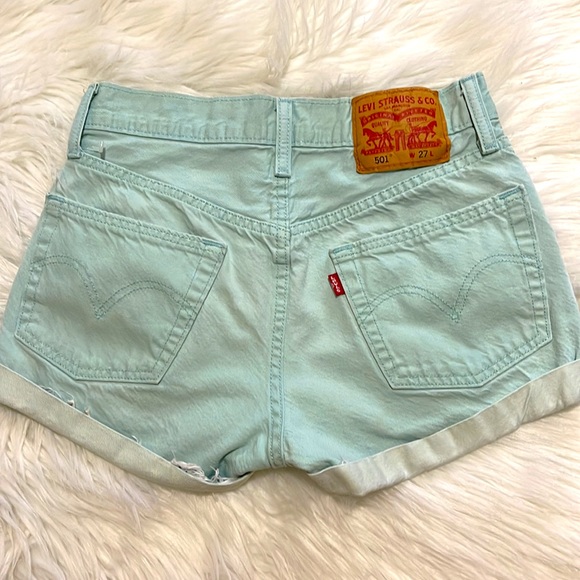 Levi’s 501 Denim Women Shorts - Picture 2 of 11